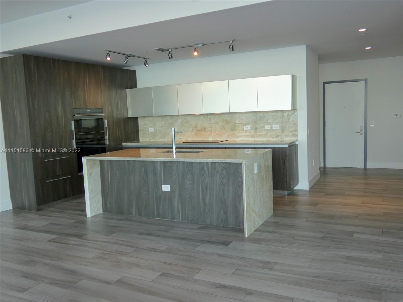 ONE PARAISO - Residential Lease
