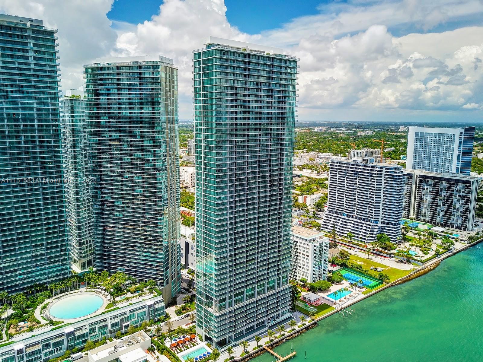 ONE PARAISO - Residential Lease