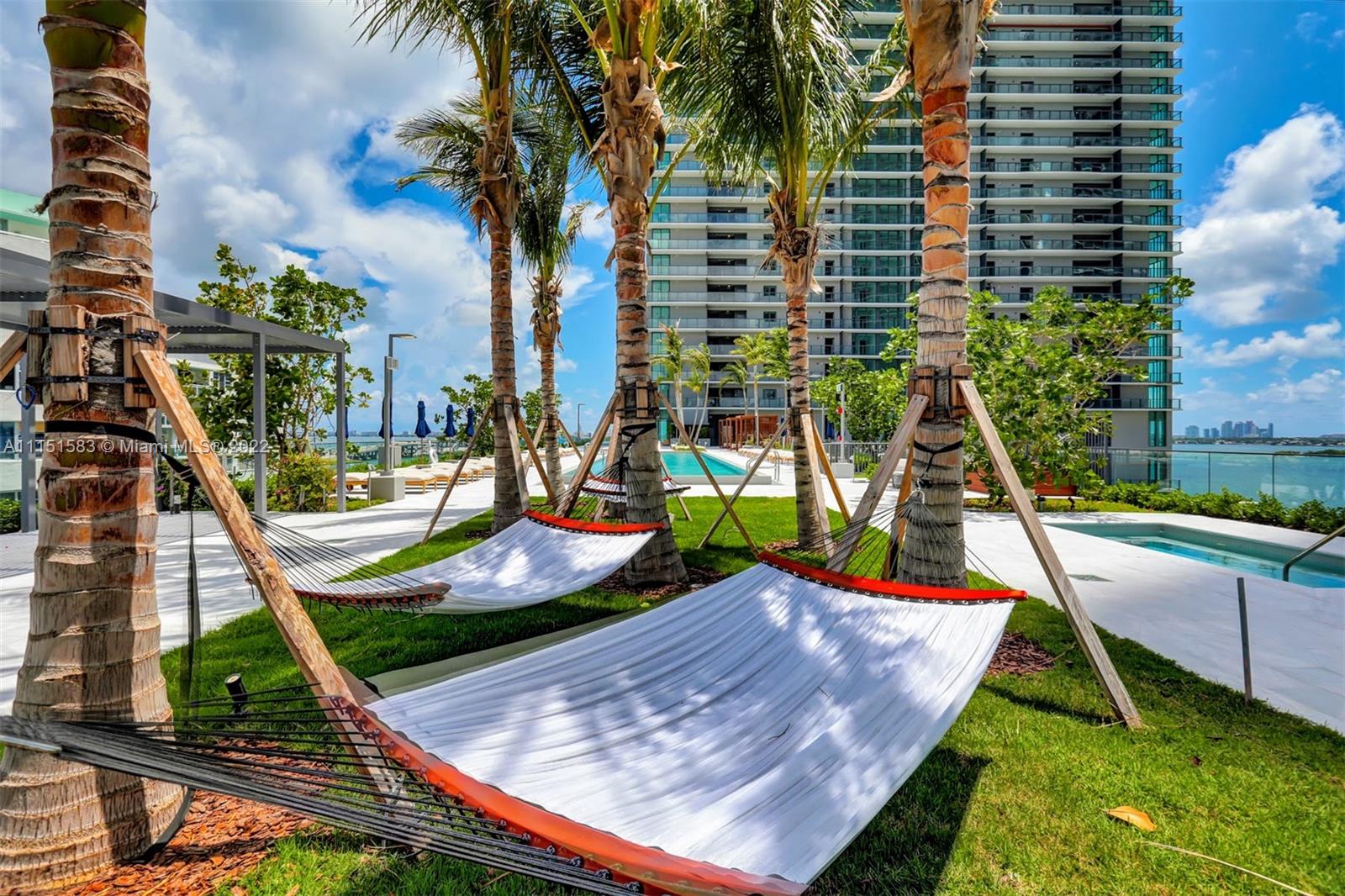 ONE PARAISO - Residential Lease