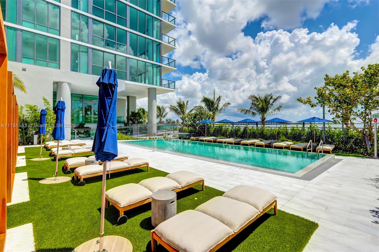 ONE PARAISO - Residential Lease