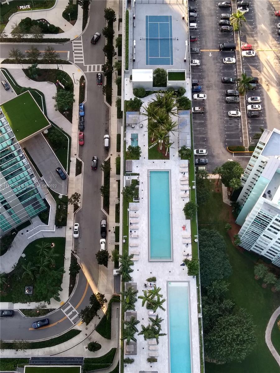 ONE PARAISO - Residential Lease