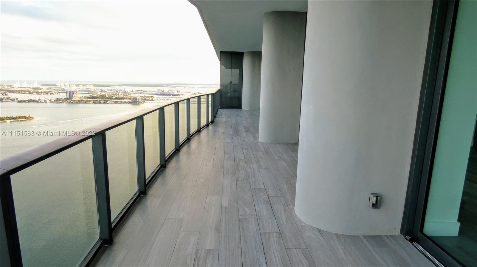 ONE PARAISO - Residential Lease