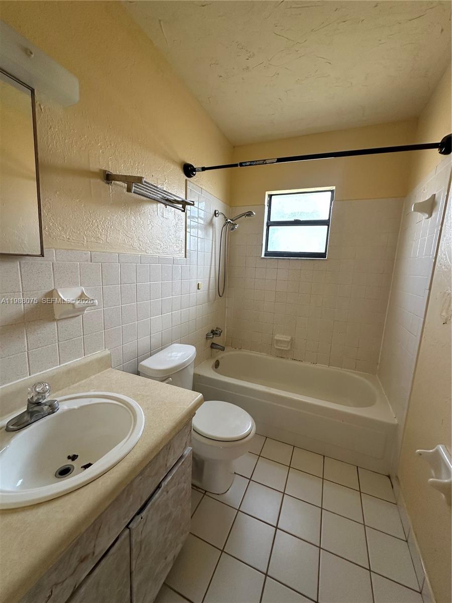 4420.000 - LAS PALMAS RESO - Residential