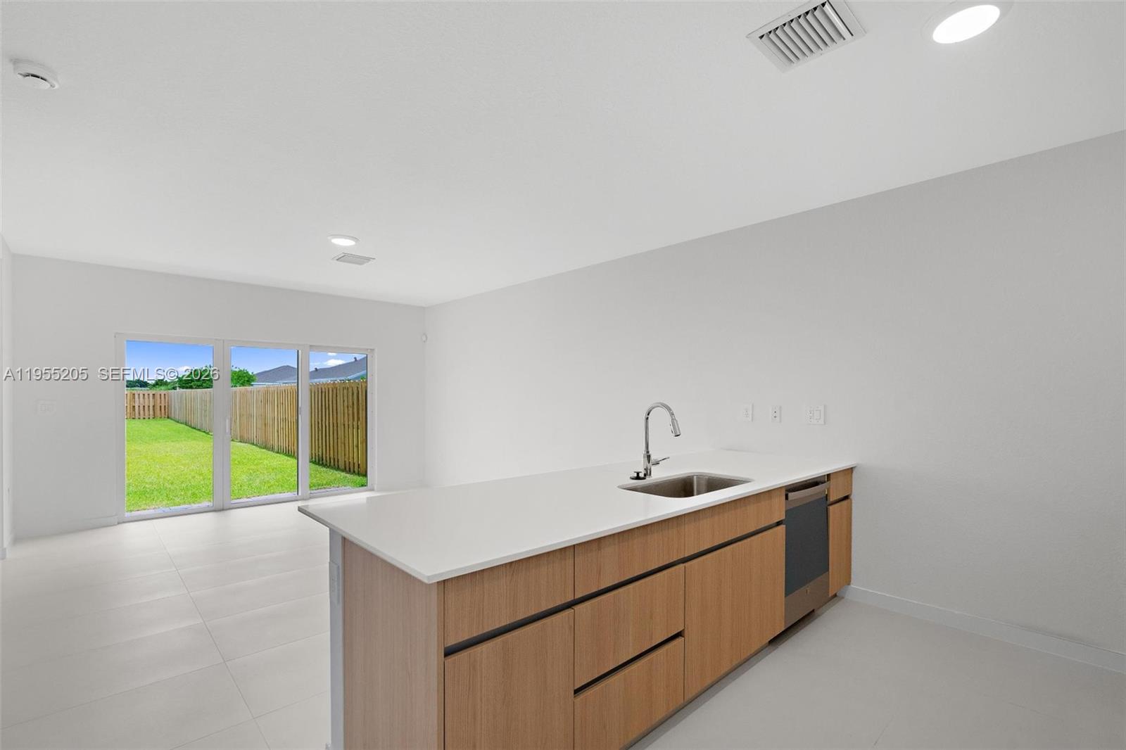 SUNRISE ESTATES - Residential