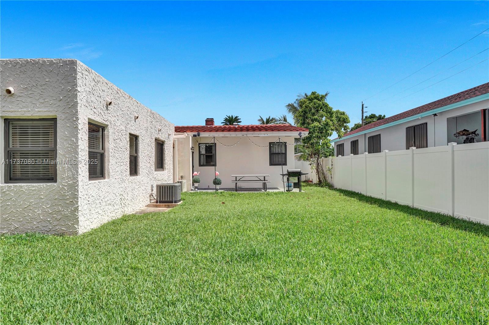 HOLLYWOOD SOUTH SIDE ADD - Residential