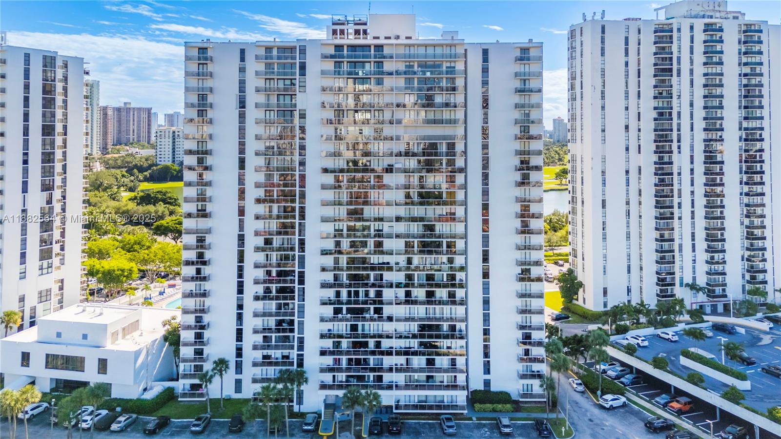 FLAMENCO CONDO TOWER I - Residential Lease