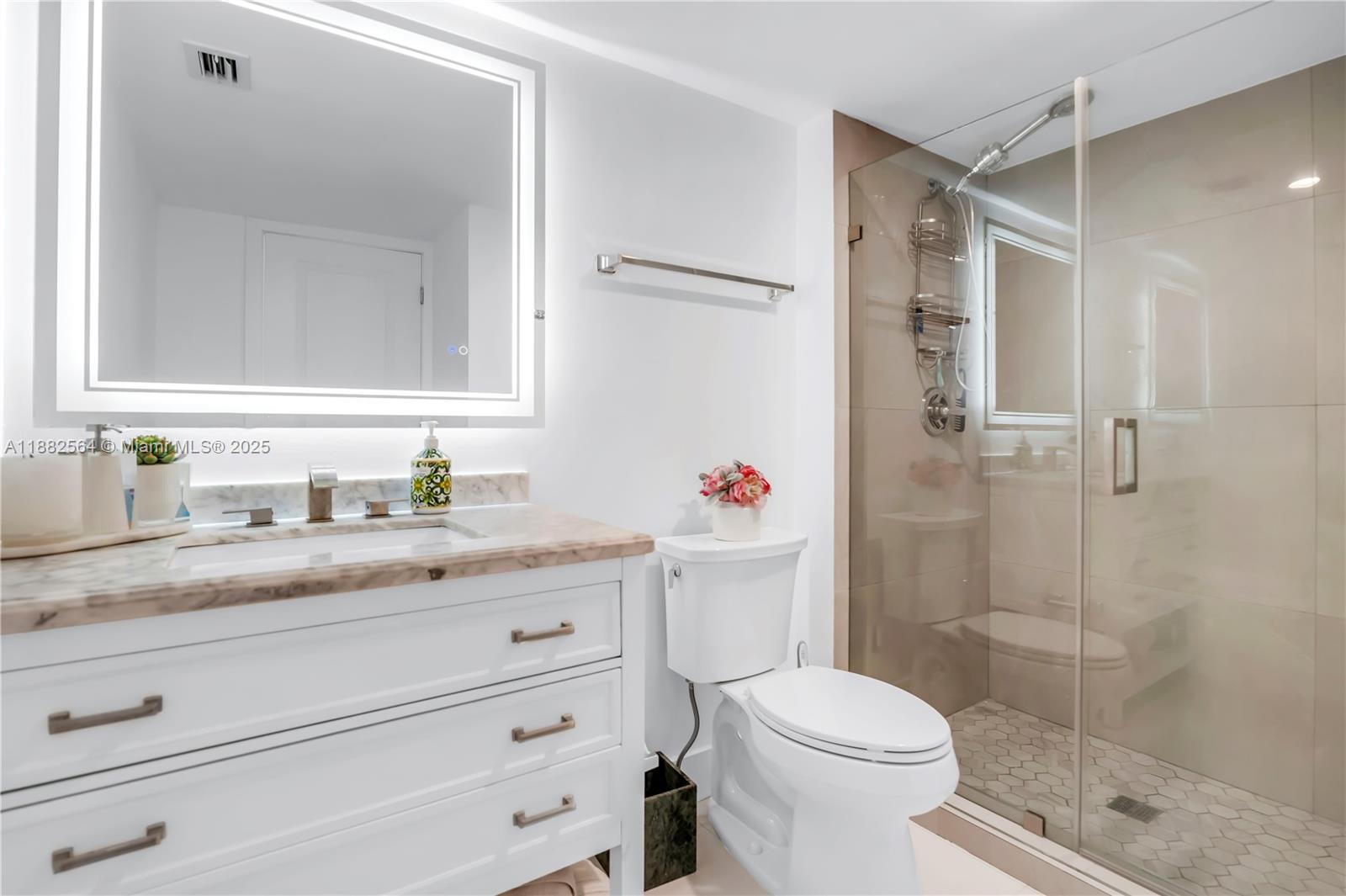 FLAMENCO CONDO TOWER I - Residential Lease