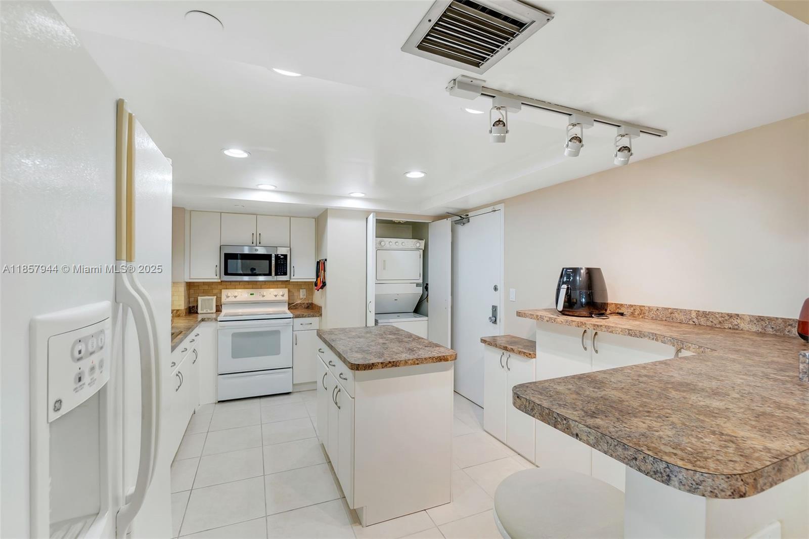 TOWER PORTSMOUTH AT PORT - Residential Lease