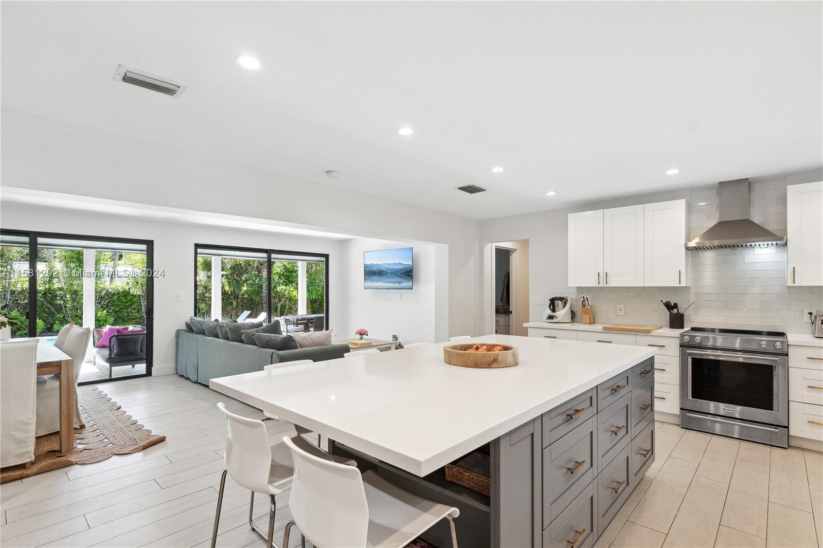 HIGH PINES REV PLAT OF 2N - Residential