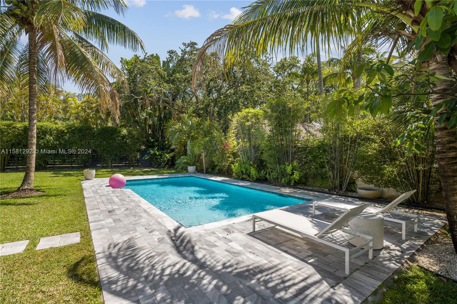 HIGH PINES REV PLAT OF 2N - Residential