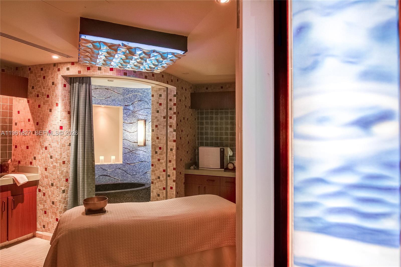 CENTRAL CARILLON BEACH CO - Residential