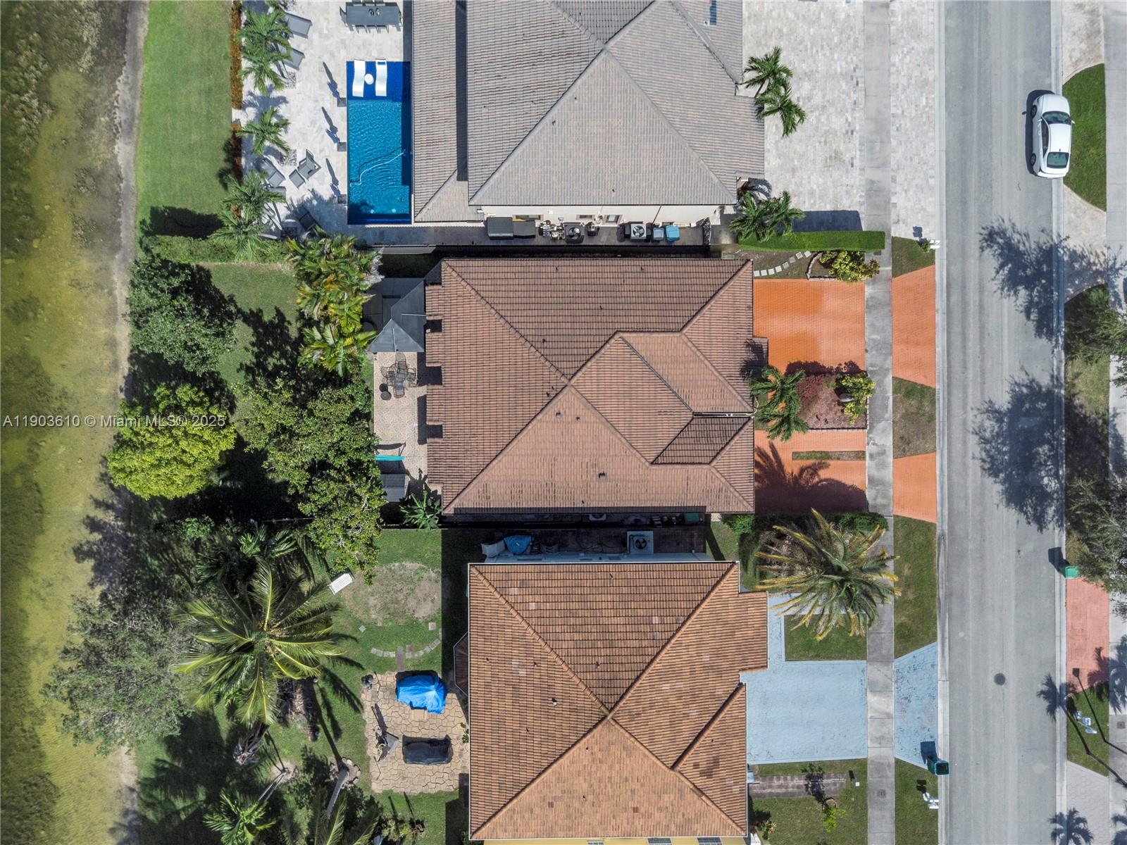 SAN DENIS ESTATES - Residential