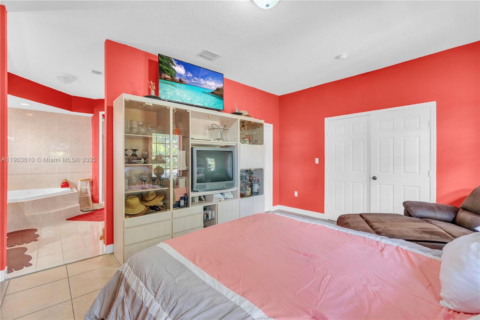 SAN DENIS ESTATES - Residential