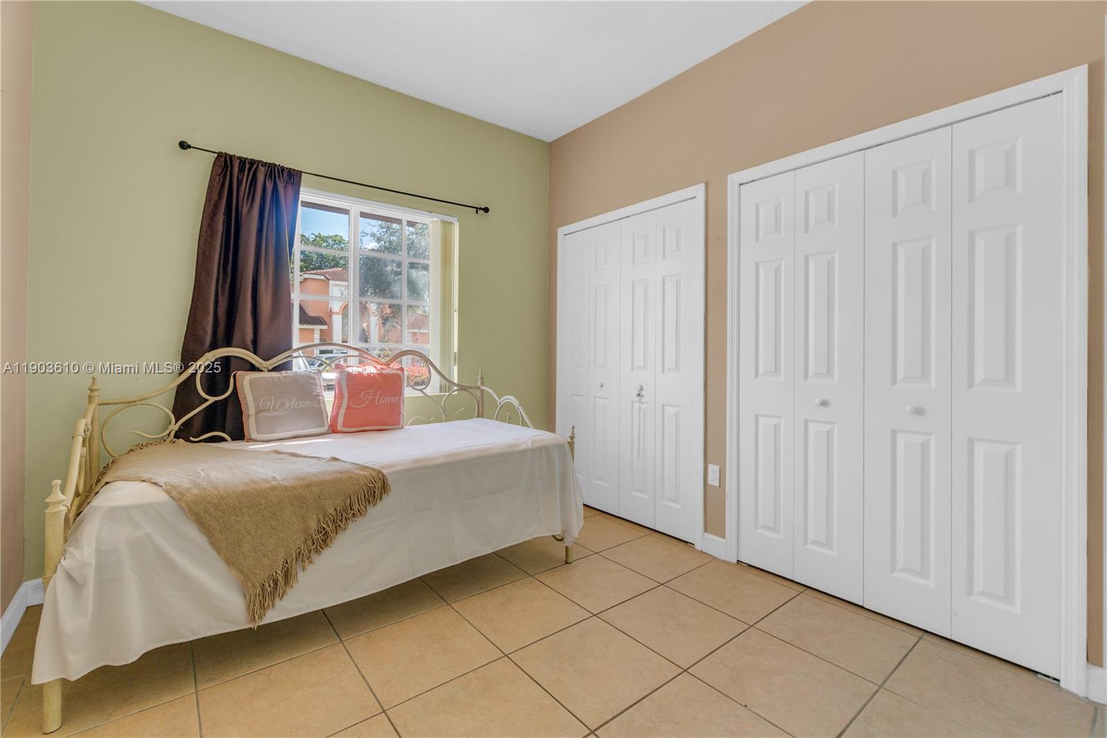 SAN DENIS ESTATES - Residential