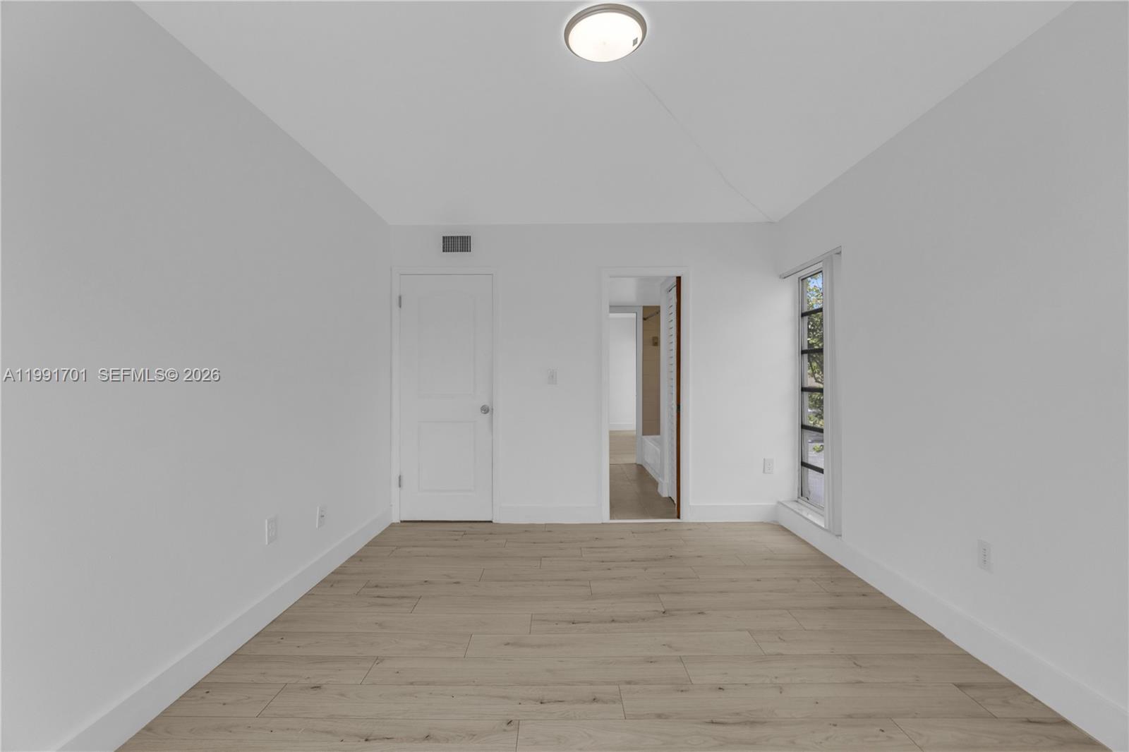 ALHAMBRA MANORS CONDO - Residential