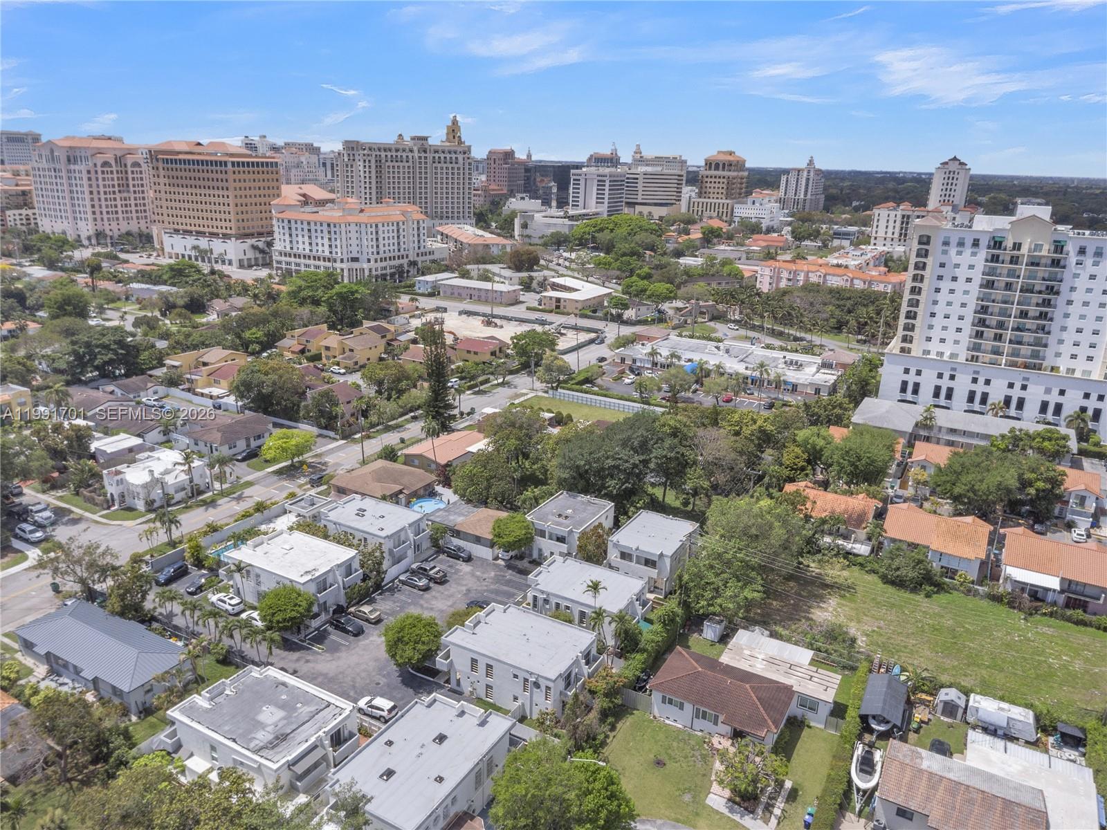 ALHAMBRA MANORS CONDO - Residential