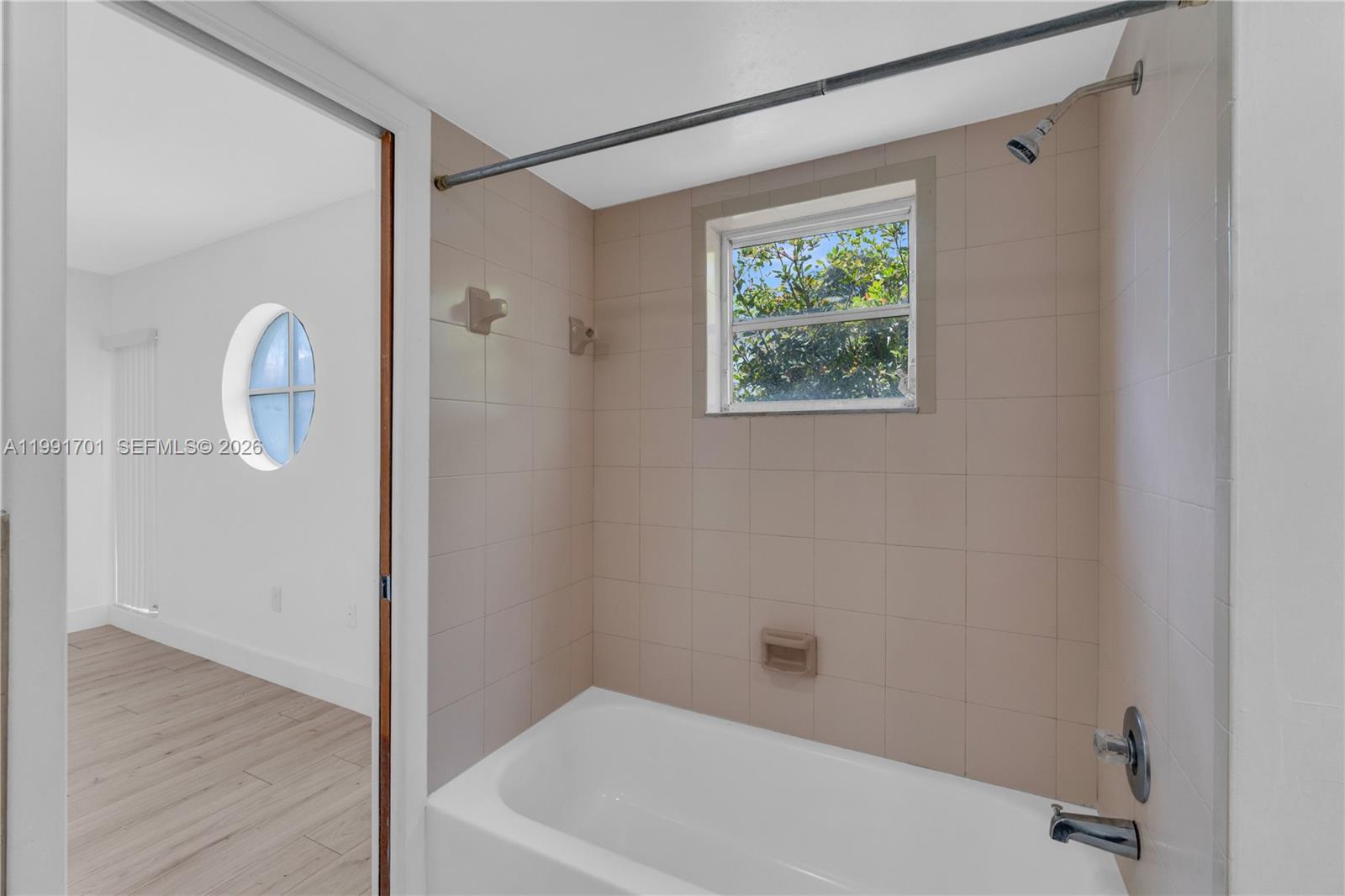 ALHAMBRA MANORS CONDO - Residential