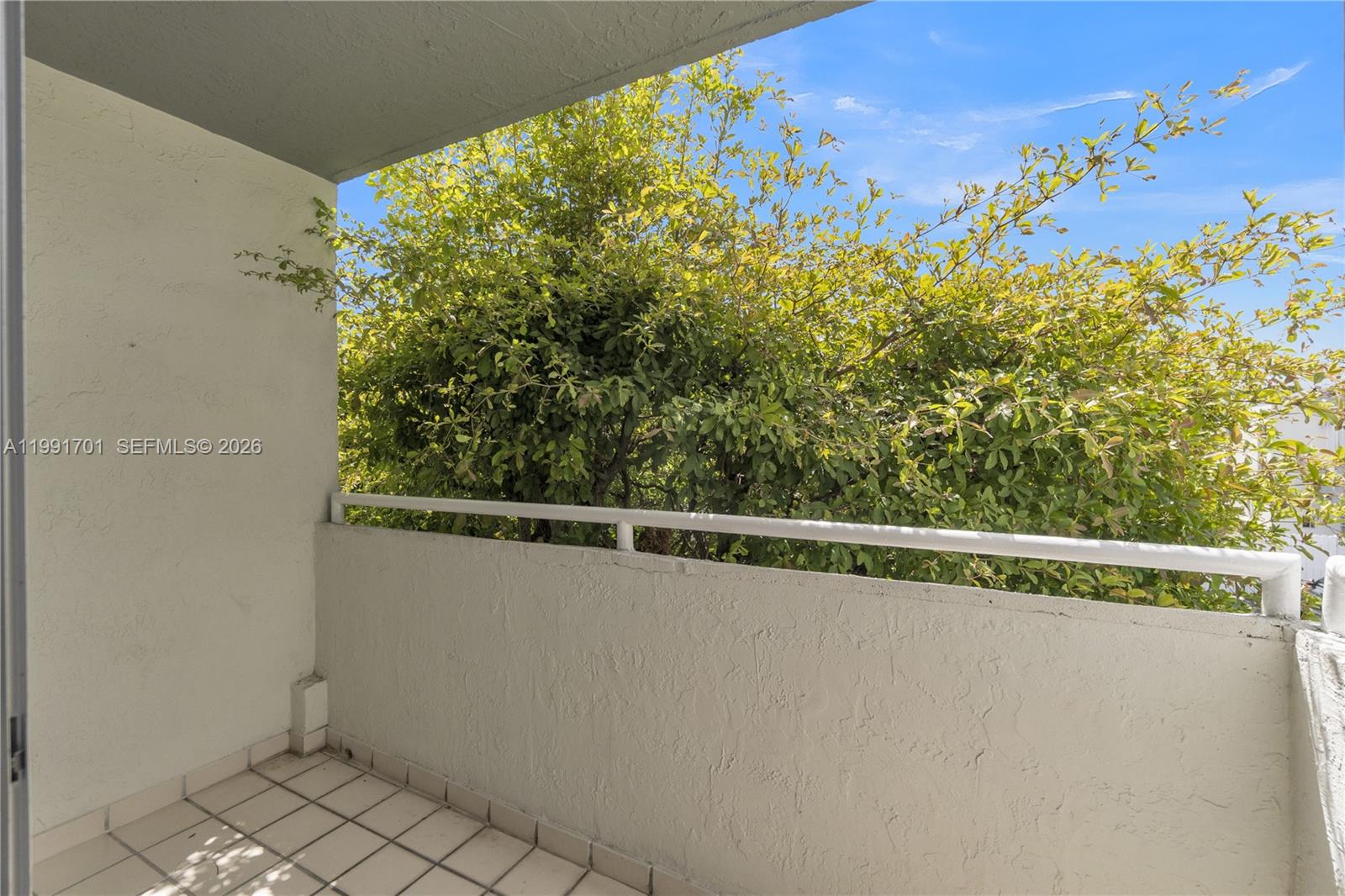 ALHAMBRA MANORS CONDO - Residential