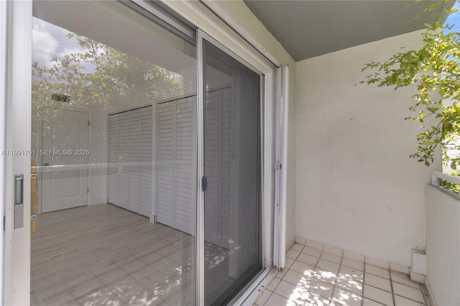 ALHAMBRA MANORS CONDO - Residential