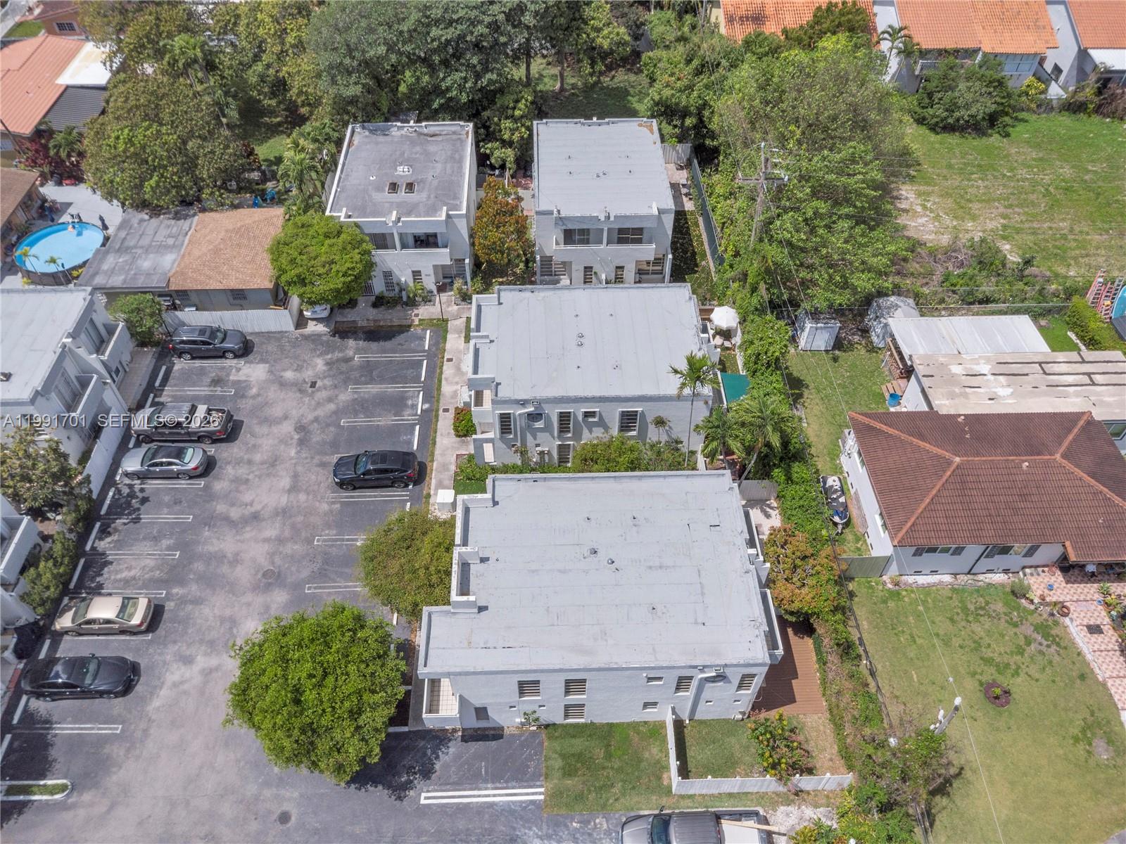 ALHAMBRA MANORS CONDO - Residential