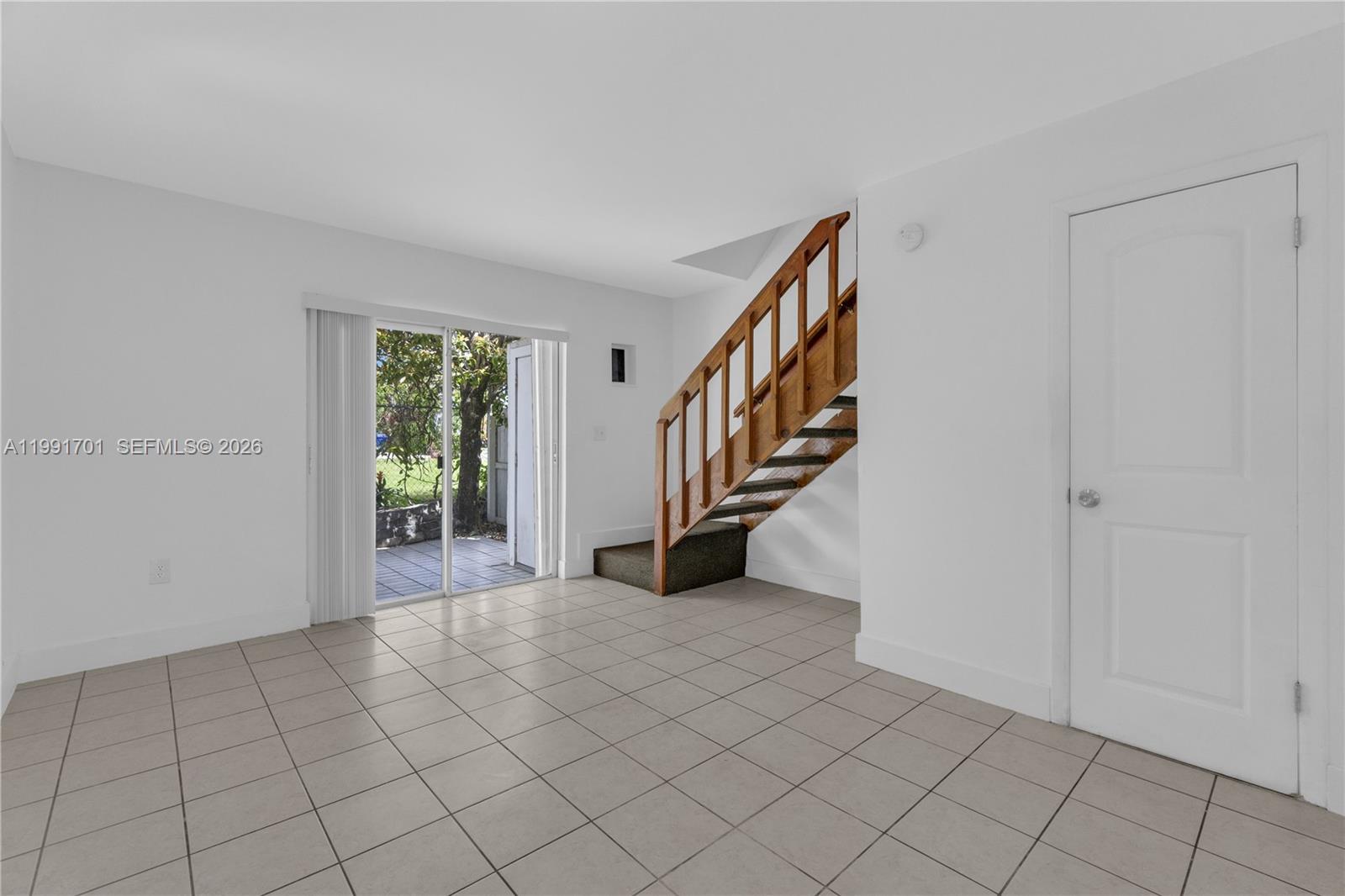 ALHAMBRA MANORS CONDO - Residential