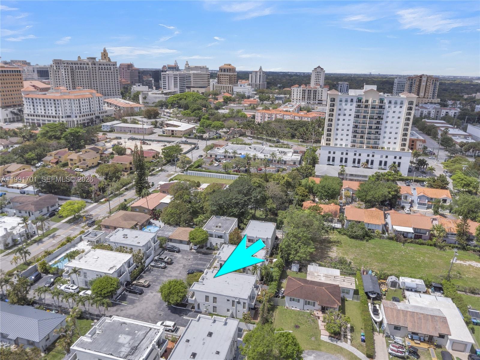 ALHAMBRA MANORS CONDO - Residential