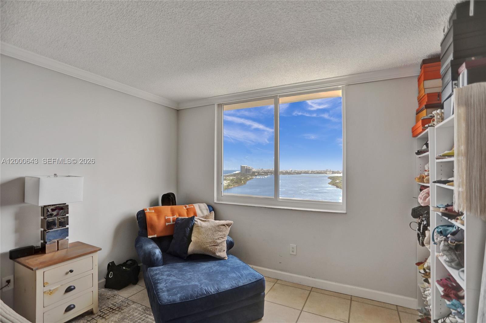 ARLEN HOUSE CONDO - Residential