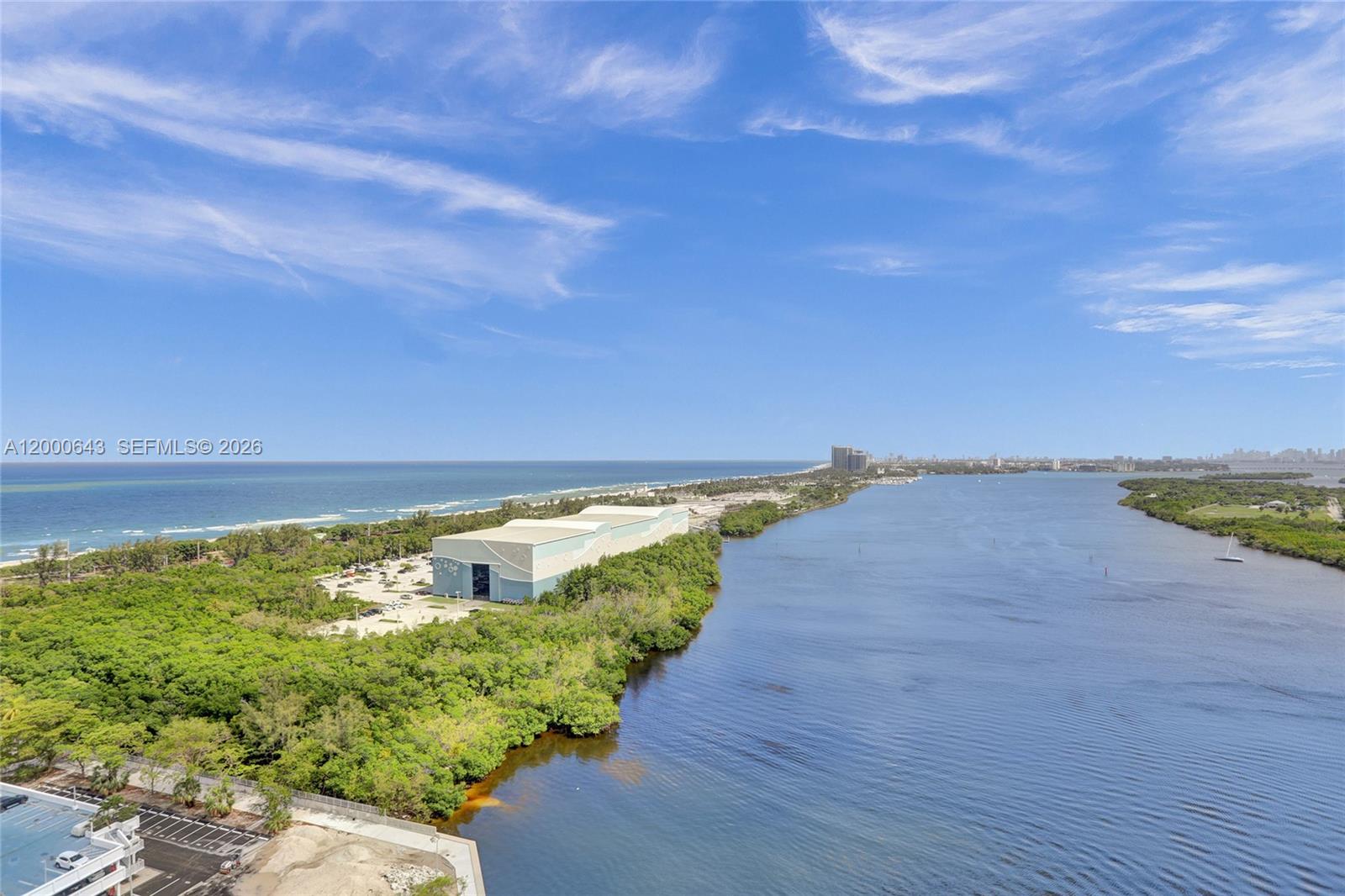 ARLEN HOUSE CONDO - Residential