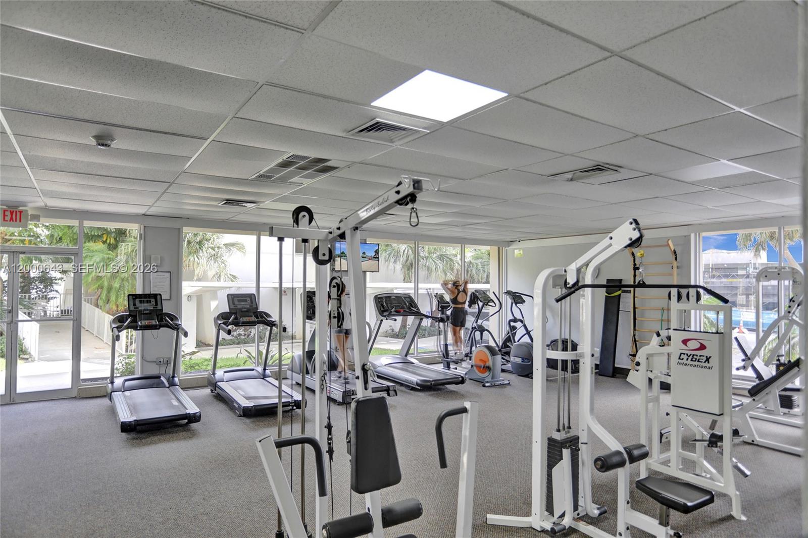 ARLEN HOUSE CONDO - Residential