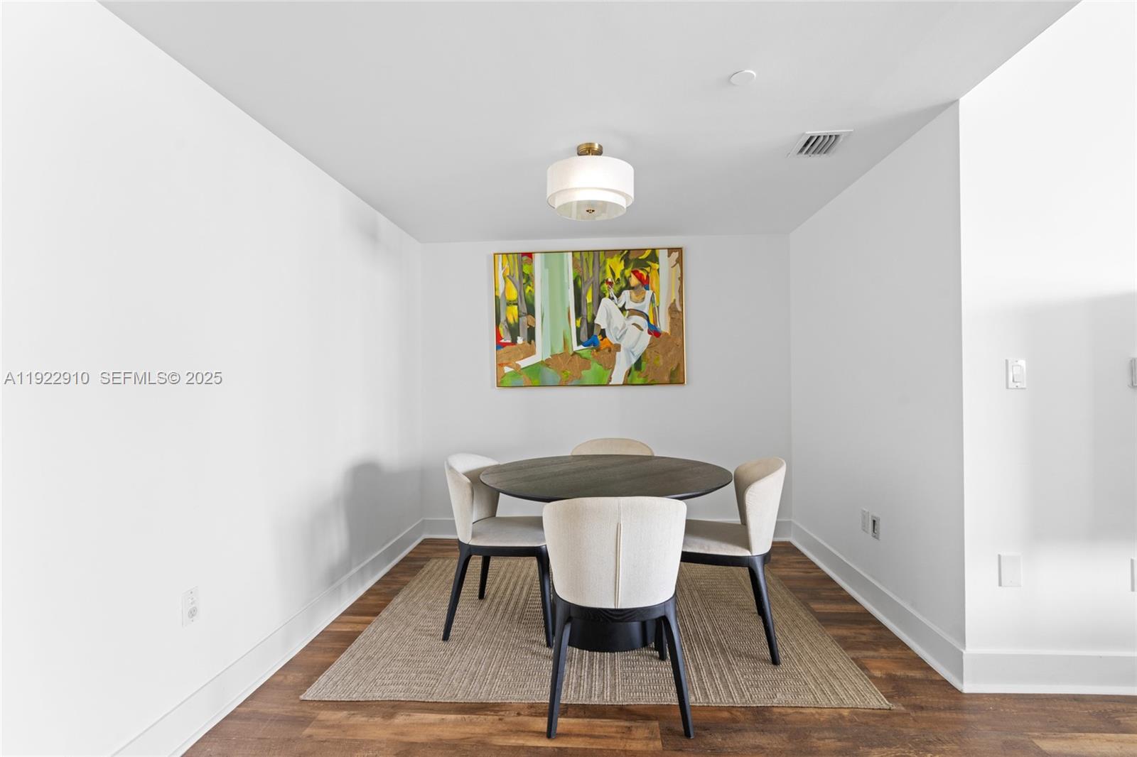 WIND CONDO - Residential