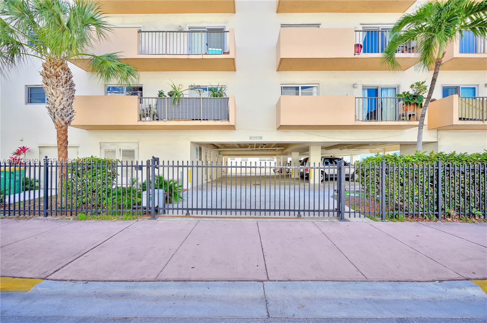 Collins Vista Condo - Residential