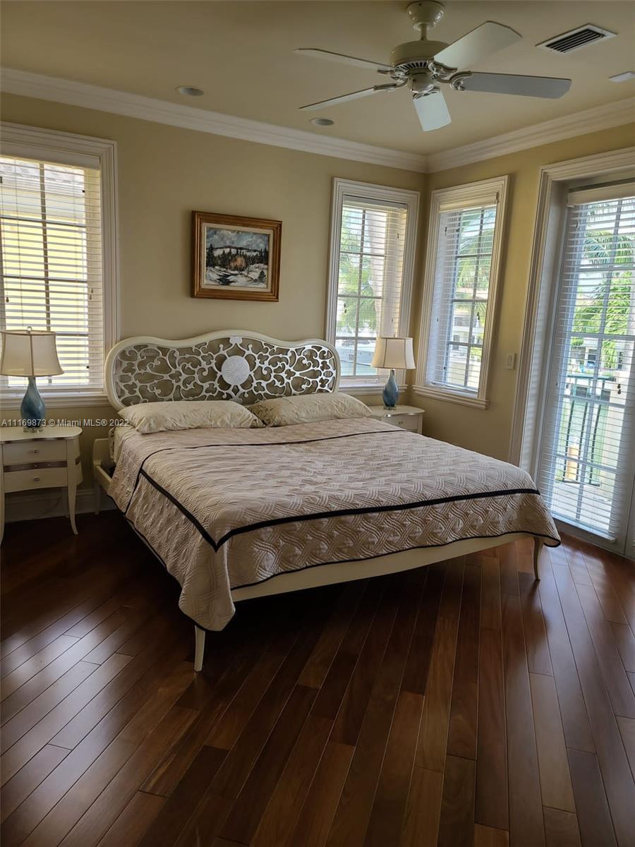 PELICAN ISLE - Residential