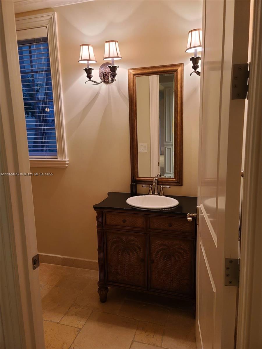 PELICAN ISLE - Residential