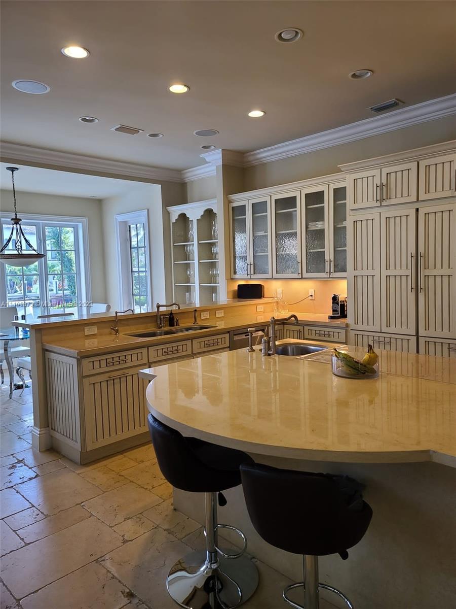 PELICAN ISLE - Residential