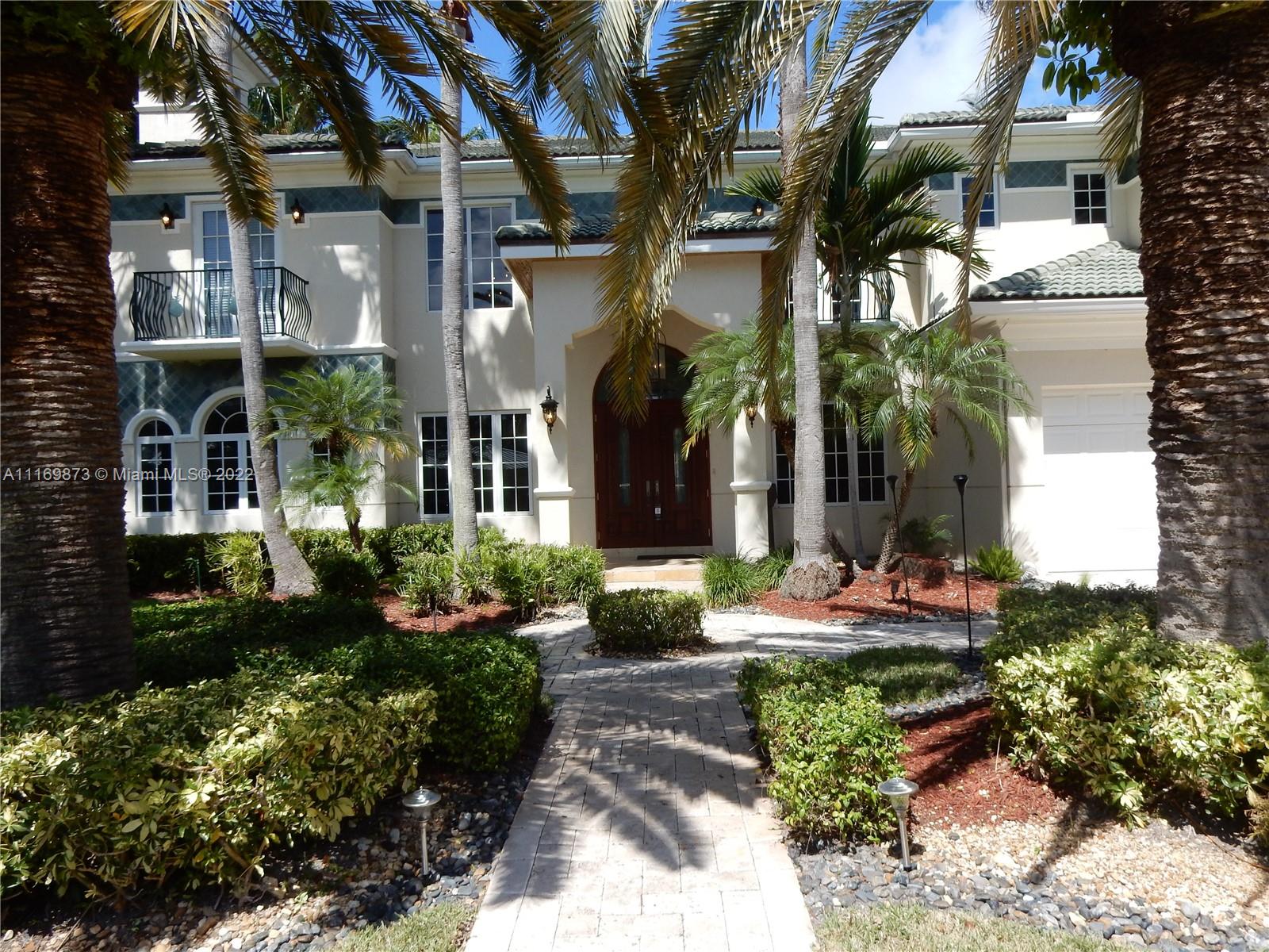 PELICAN ISLE - Residential