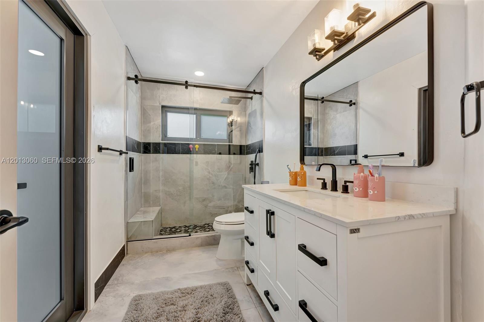 GLEN OAKS - Residential