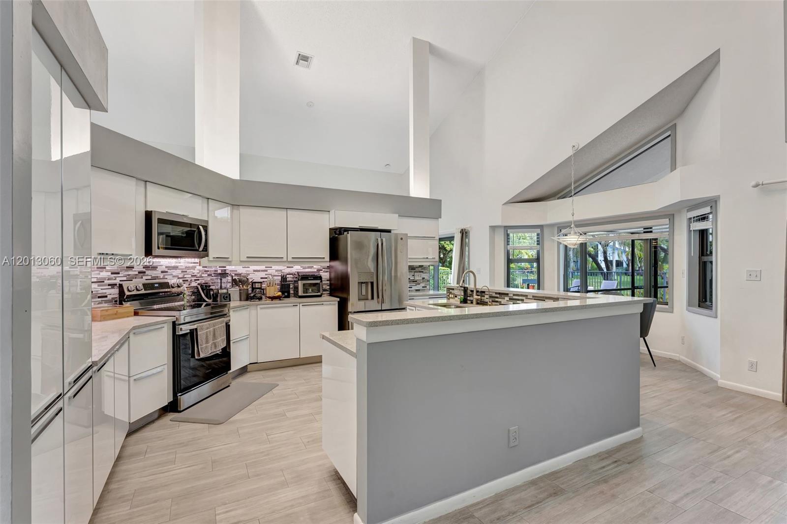 GLEN OAKS - Residential