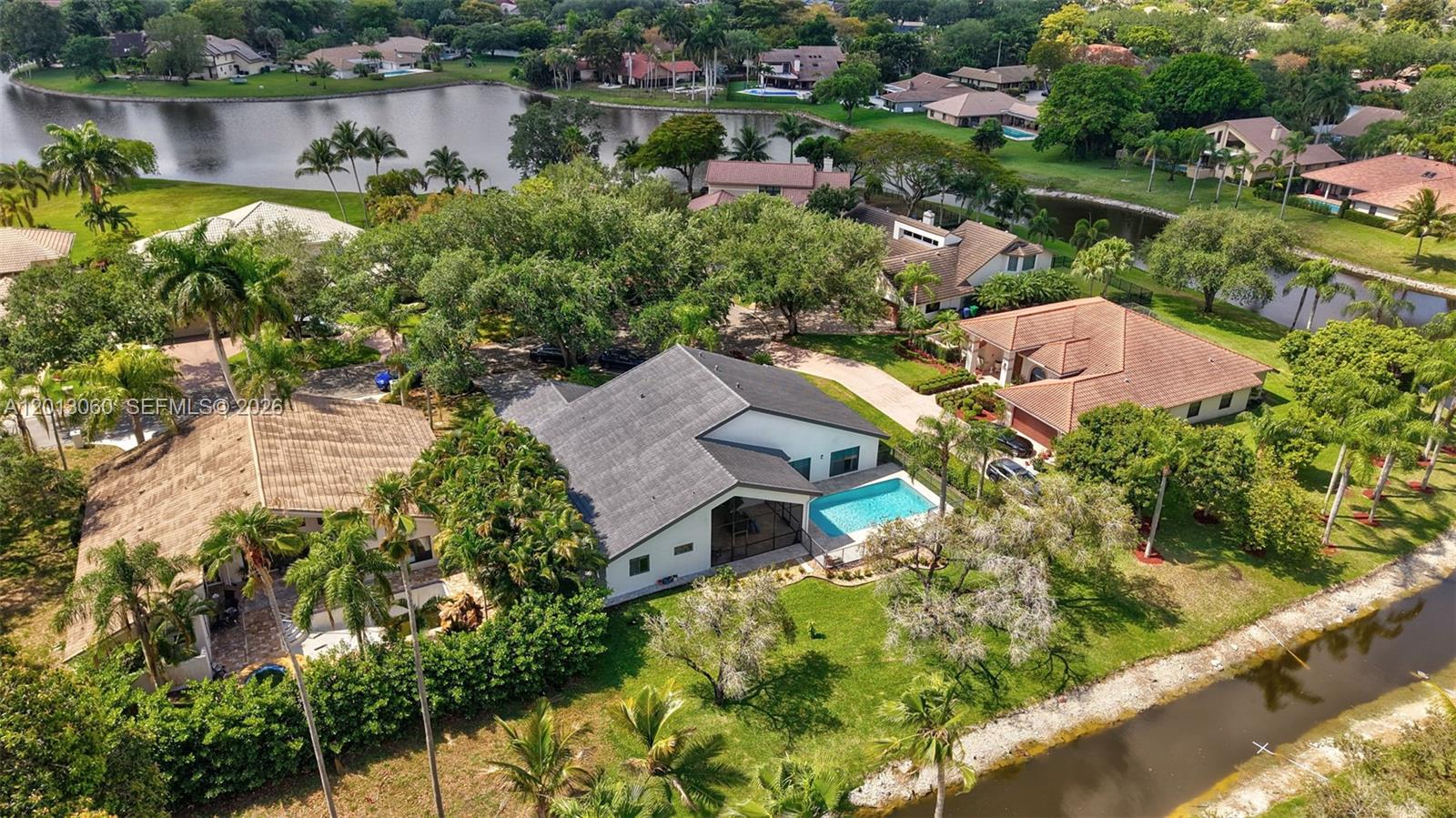 GLEN OAKS - Residential