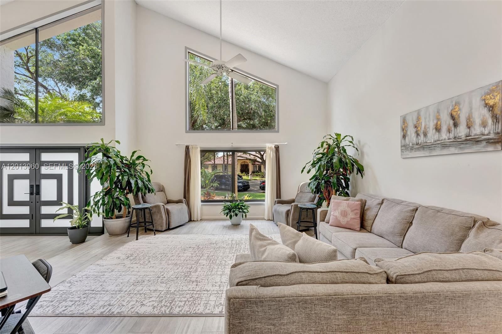 GLEN OAKS - Residential