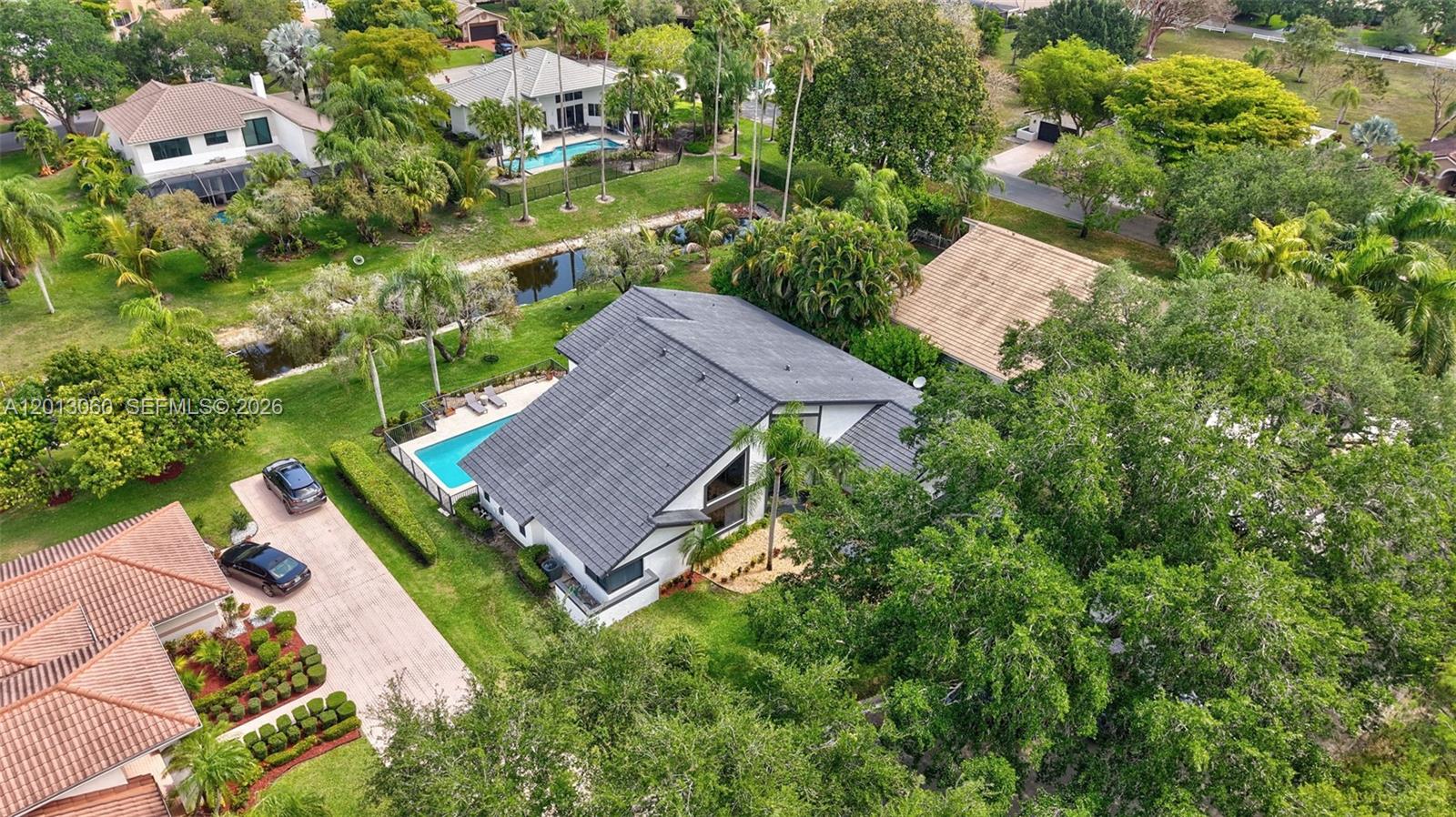 GLEN OAKS - Residential