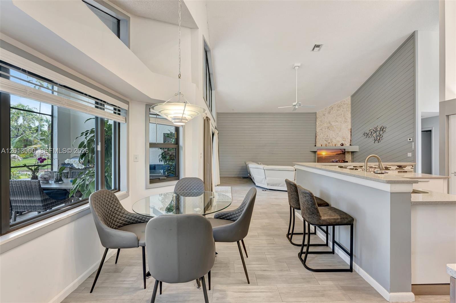 GLEN OAKS - Residential
