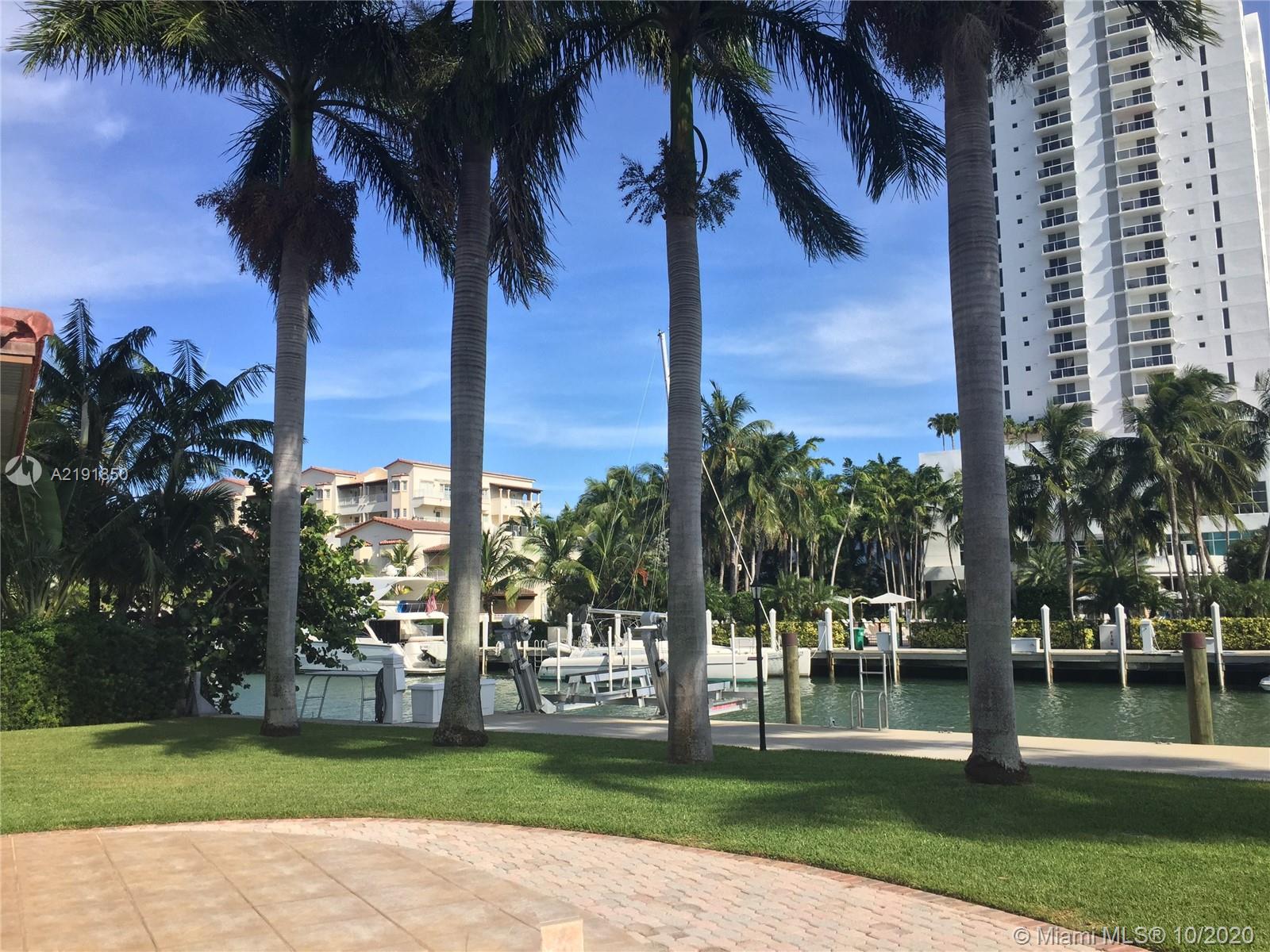 SUNSET ISLAND NO 4 - Residential