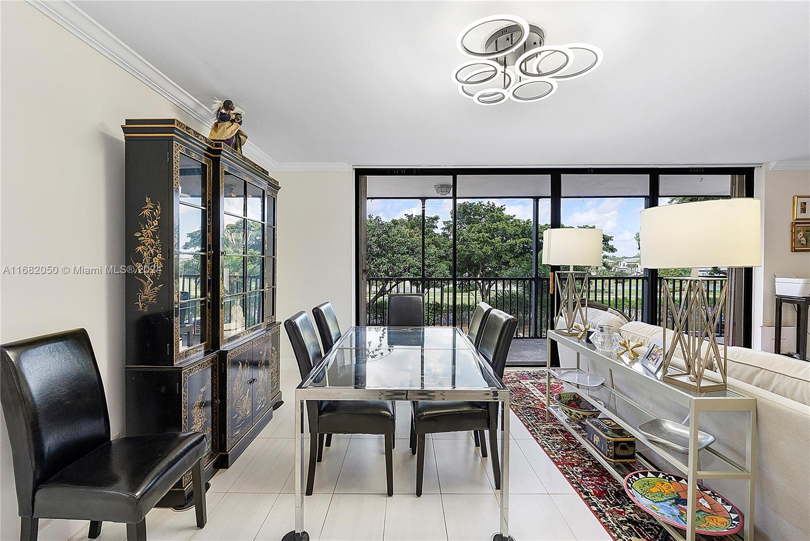 Lake Emerald - Residential
