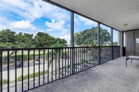 A home in Oakland Park