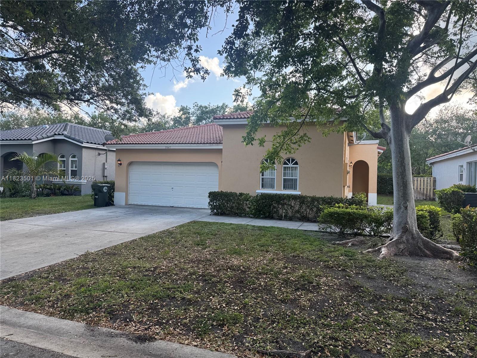 3845 NW 43rd Ter