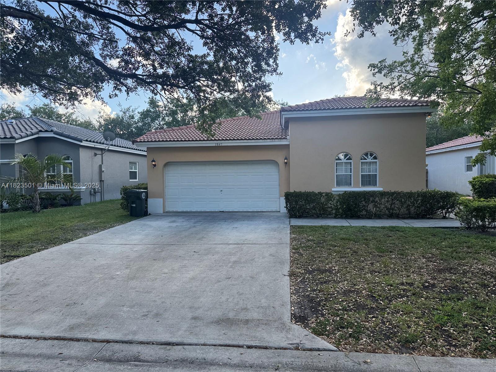 3845 NW 43rd Ter