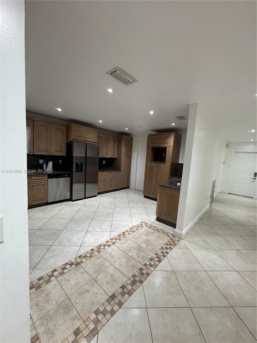 BOULEVARD HEIGHTS SEC 3 - Residential Lease