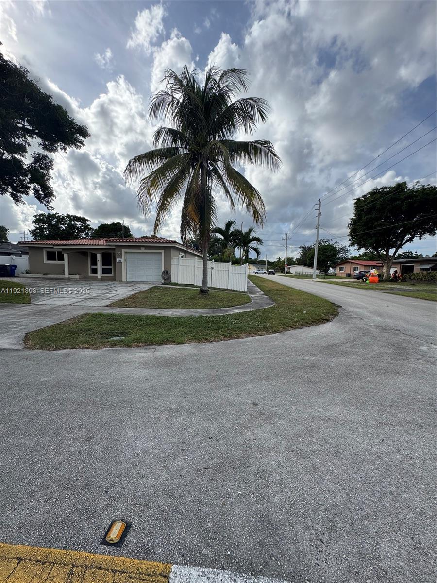 BOULEVARD HEIGHTS SEC 3 - Residential Lease