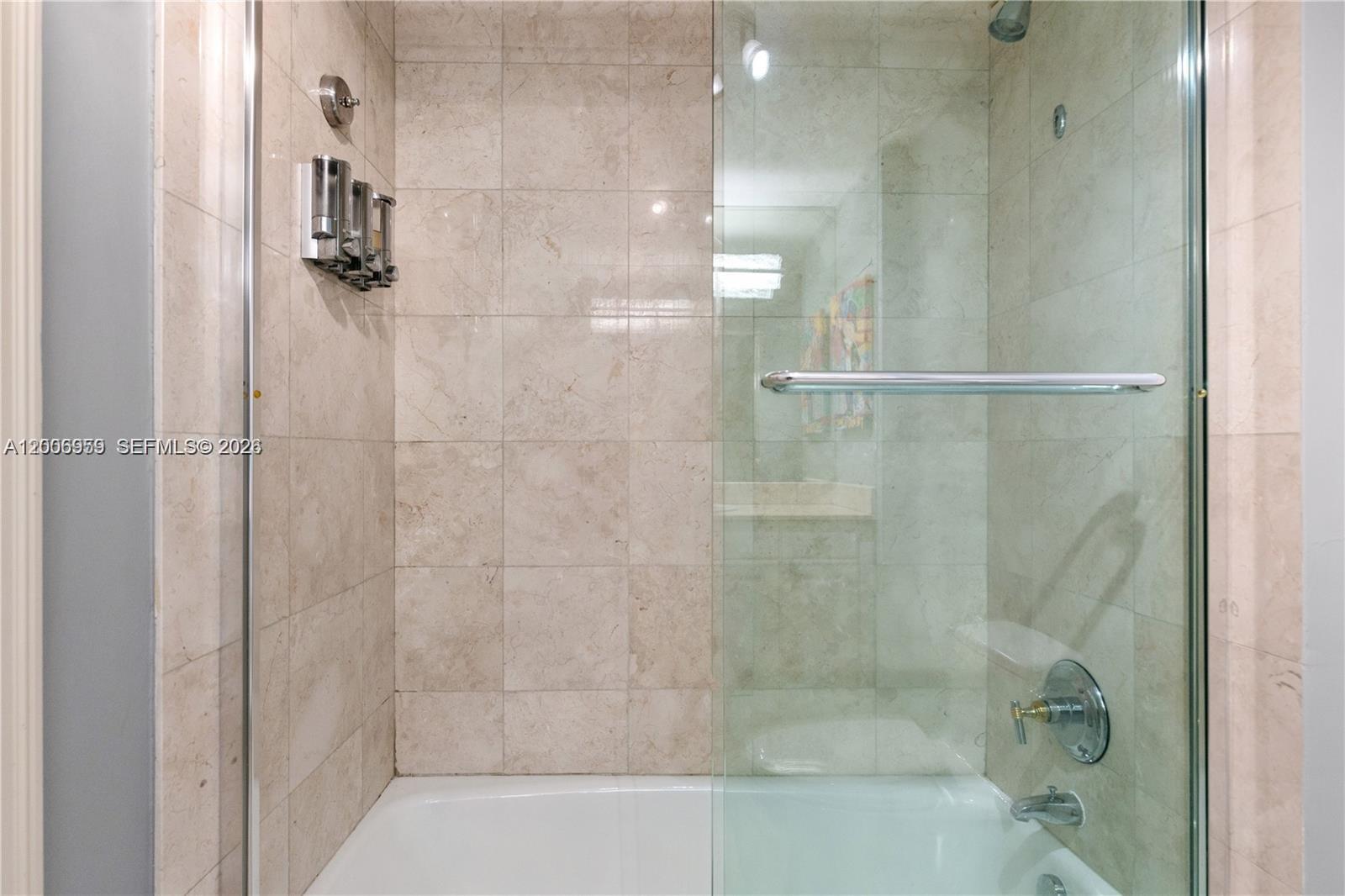 HAMPTONS SOUTH CONDO - Residential