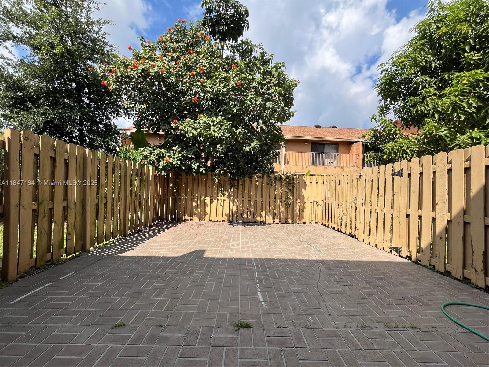 THE FAIRWAYS OF SUNRISE - Residential